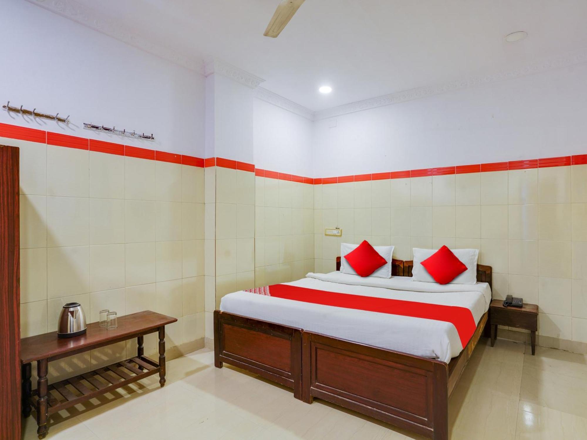 Hotel O Siro Inn Шамшабад Экстерьер фото