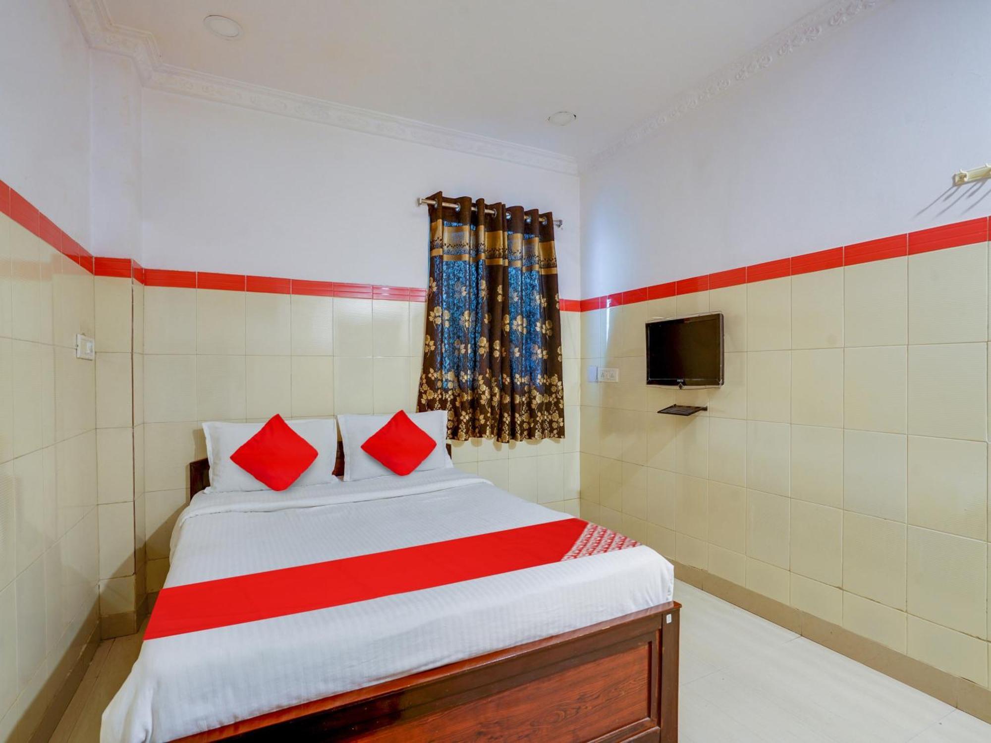 Hotel O Siro Inn Шамшабад Экстерьер фото