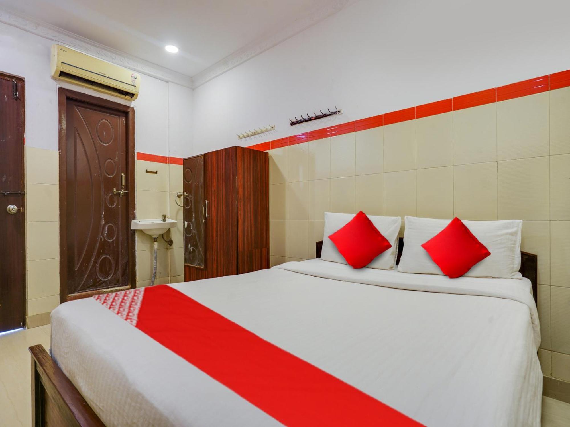 Hotel O Siro Inn Шамшабад Экстерьер фото