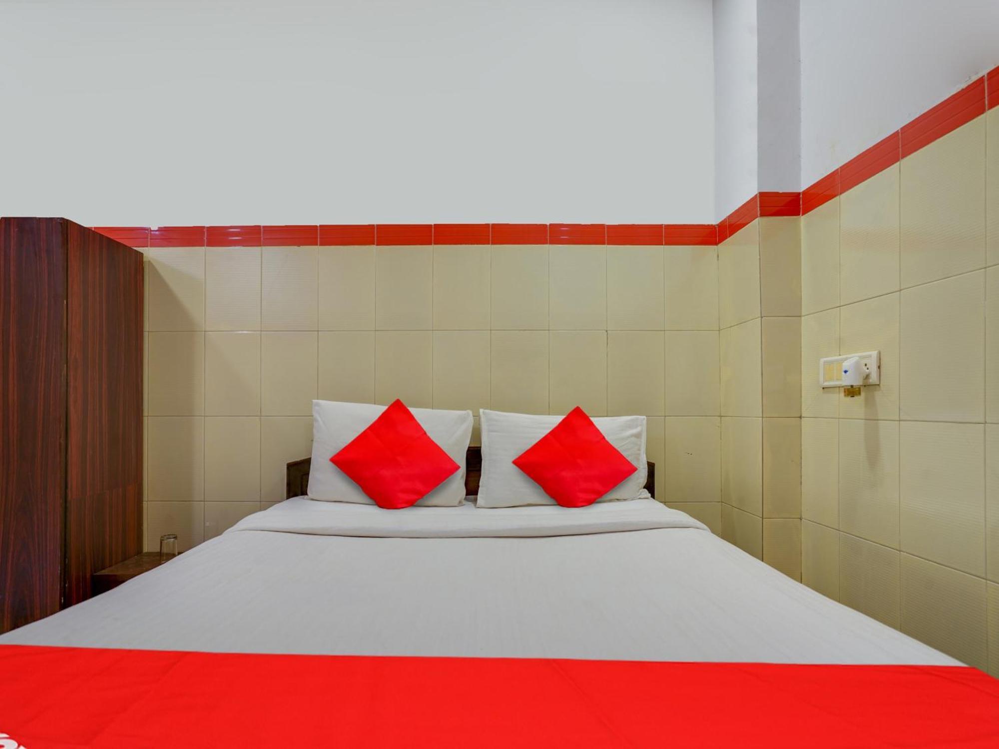 Hotel O Siro Inn Шамшабад Экстерьер фото